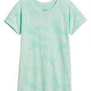 ATHLETA MOMENTUM FITTED WORKOUT TOP!